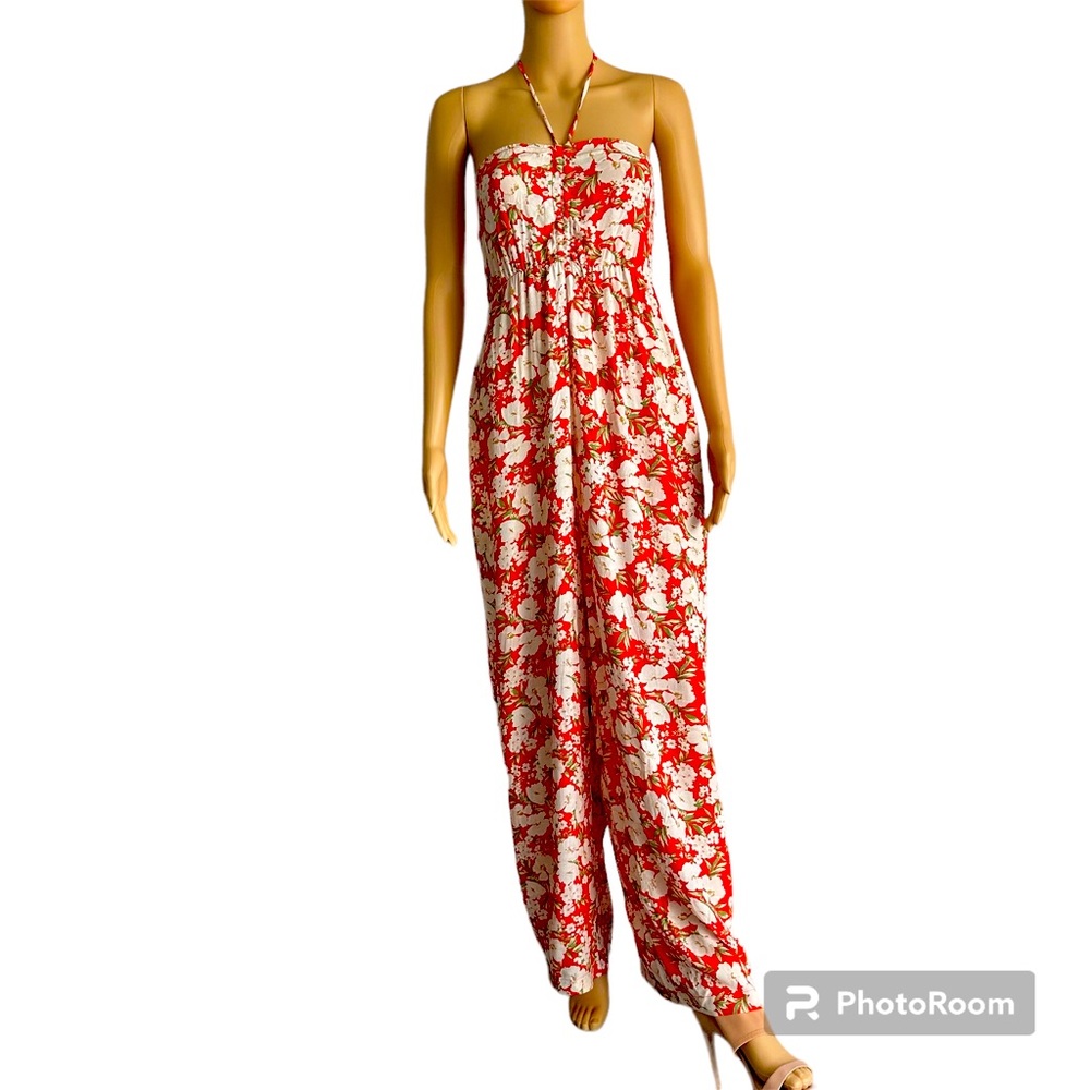 NWOT American Eagle Floral Halter Strapless Wide leg Crepe jumpsuit  gel grip M